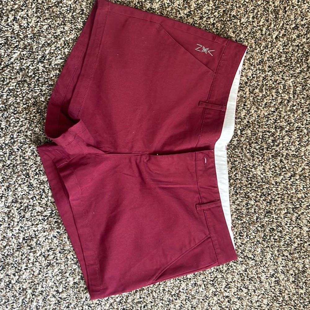 Maroon shorts size 11 dixxon